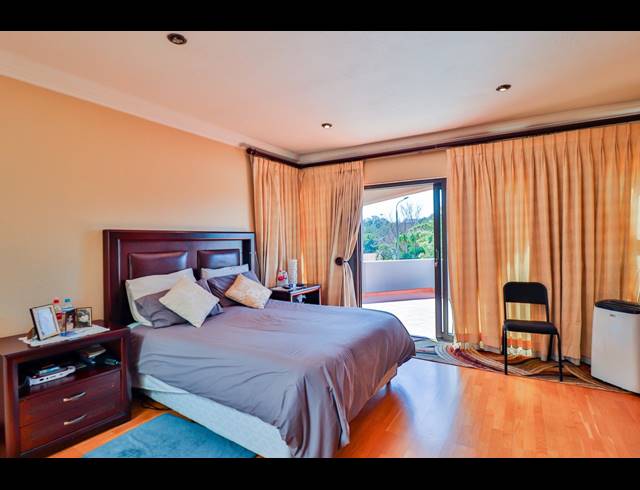 4 BEDROOM HOUSE FOR SALE IN MARAIS STEYN PARK